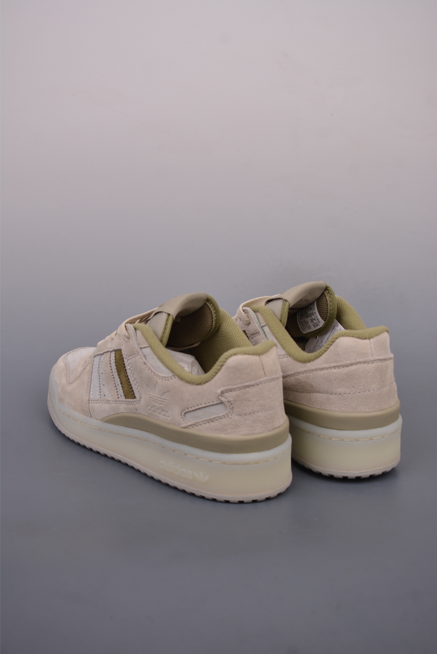 상품 번호: JQ9144