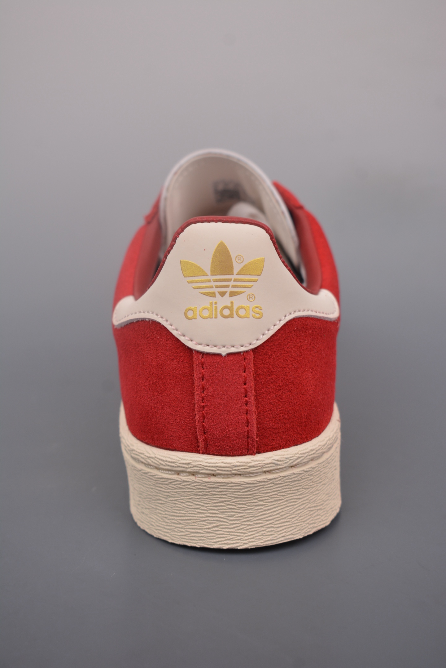 아디다스 오리지널 상품 번호: JI3431