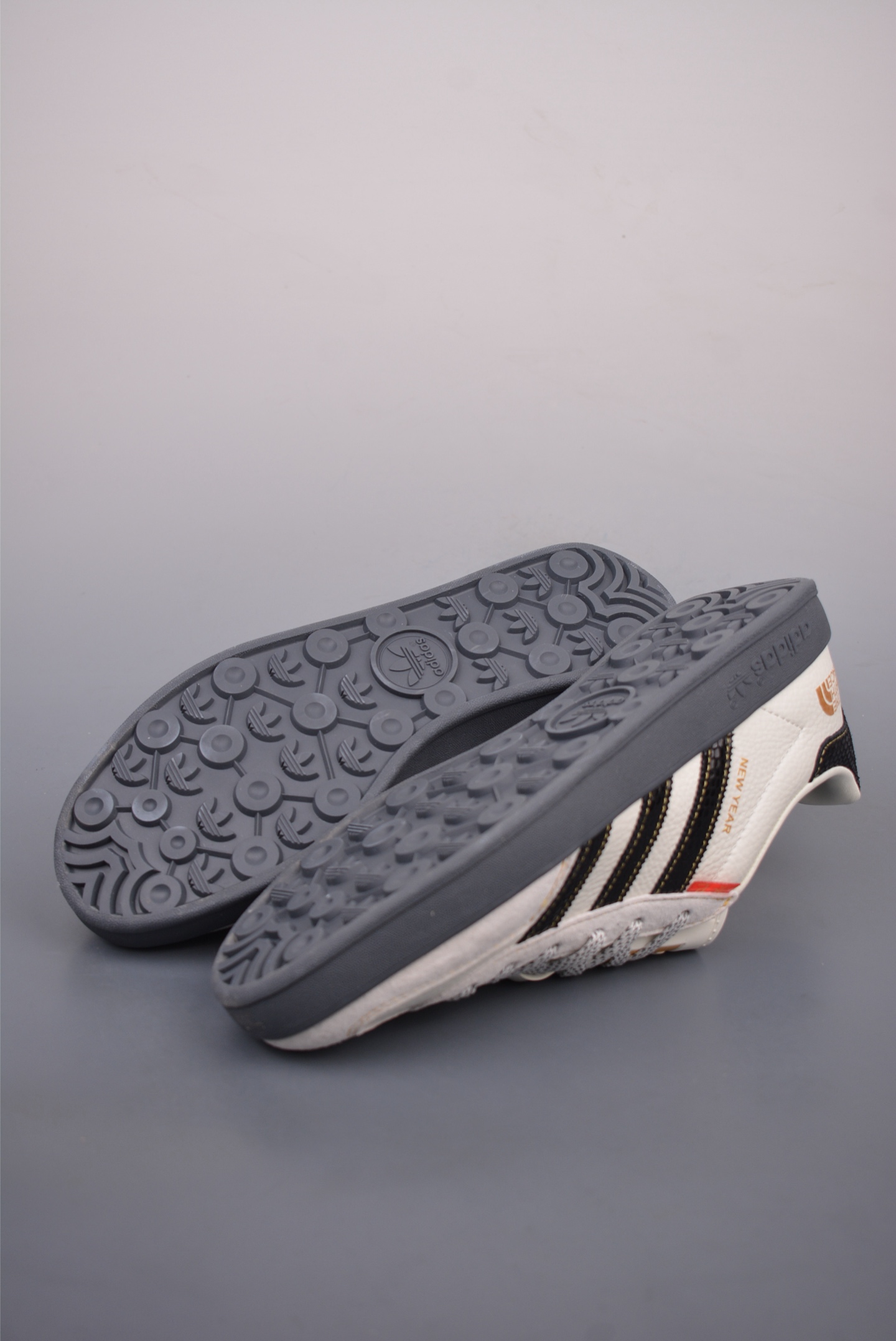 아디다스 삼바 OG 상품 번호: CH6336