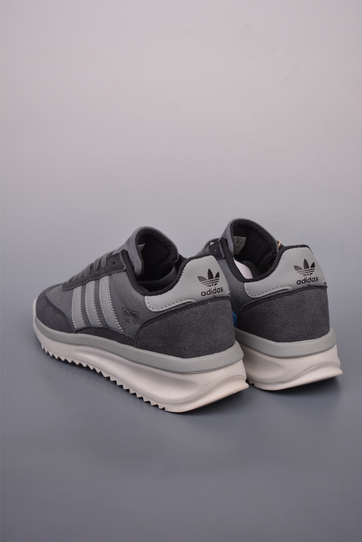 아디다스 오리지널 상품 번호: IH5633