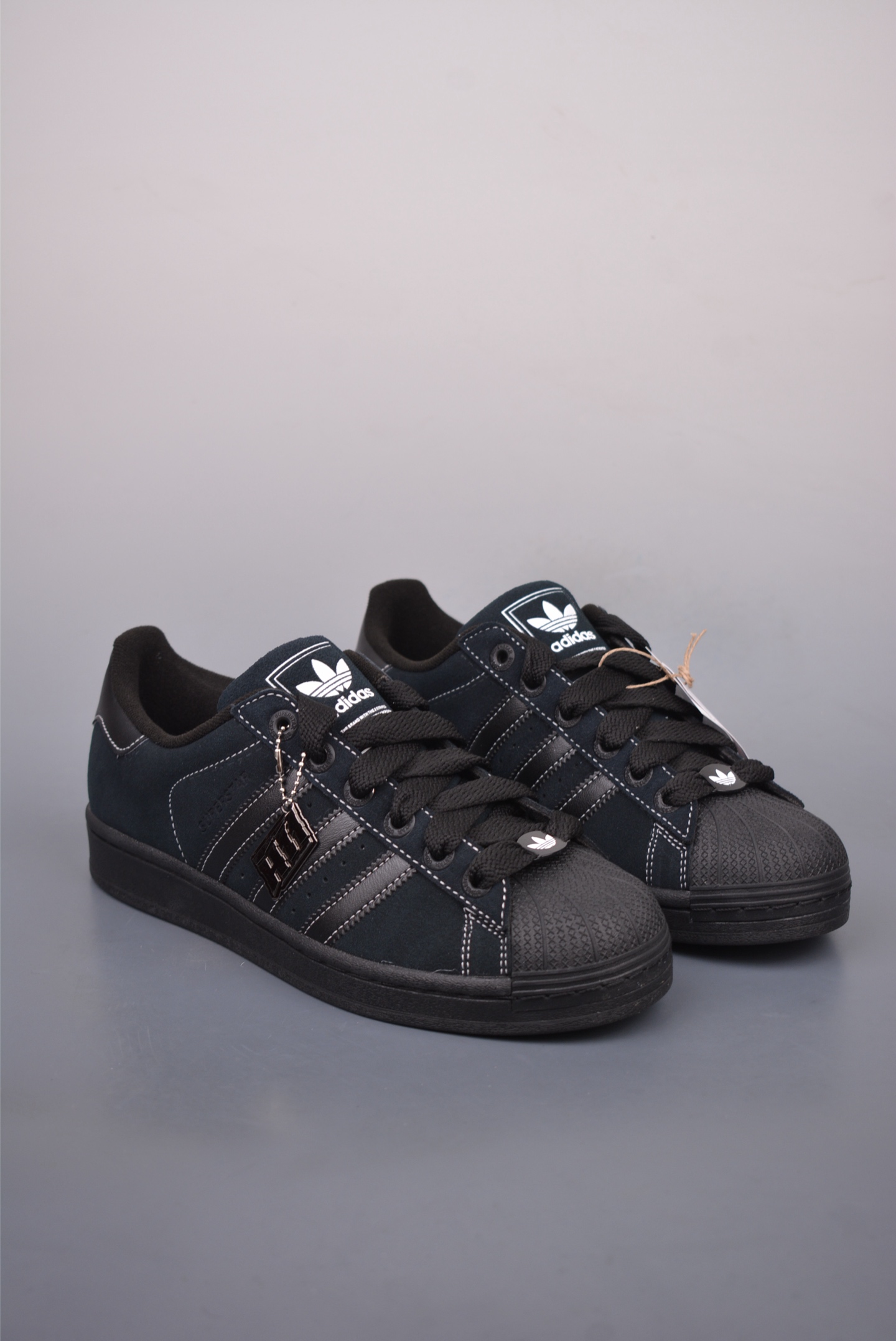 아디다스 오리지널 상품 번호: JH5470