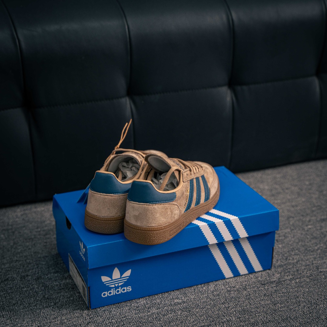 아디다스 아디다스 오리지널 상품 번호: JH5435