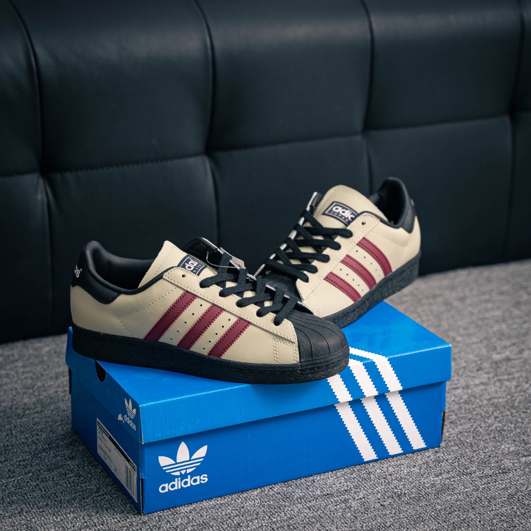 아디다스 아디다스 샴록 O 상품 번호: IF6188