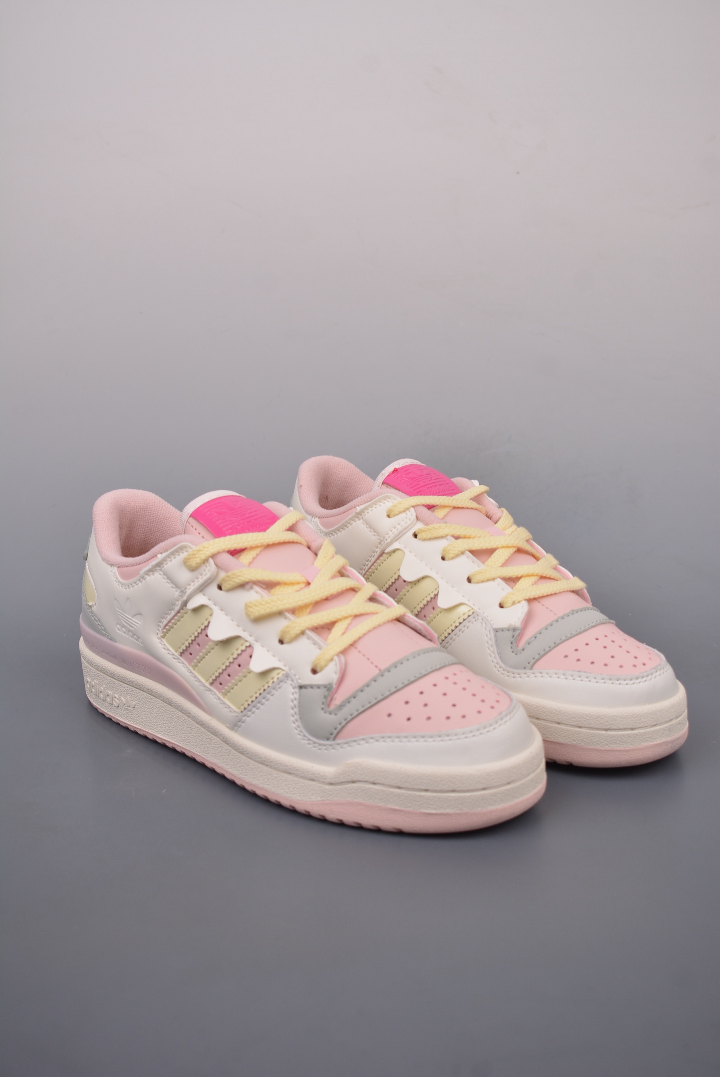 아디다스 아디다스 상품 번호: JP8032