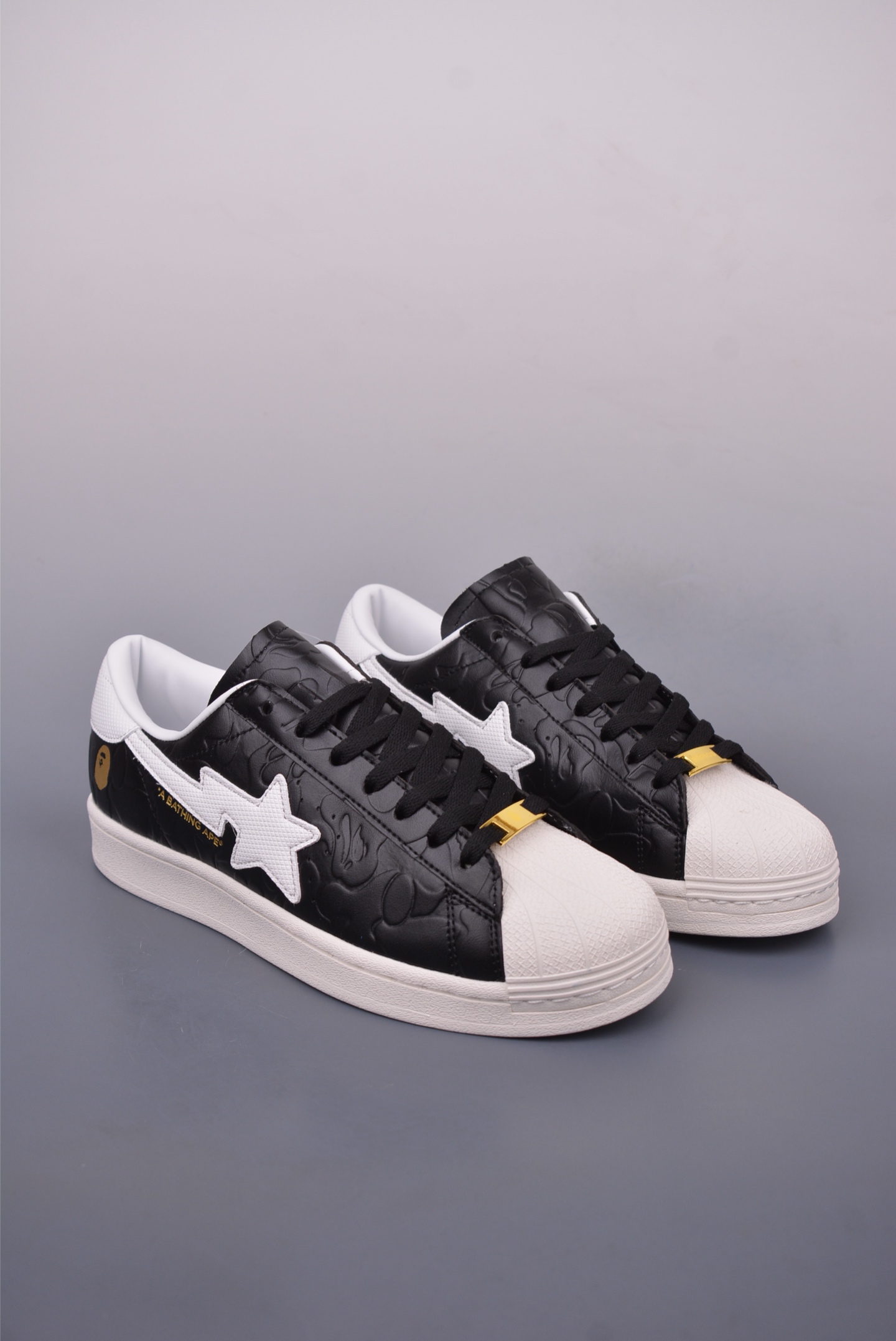 아디다스 슈퍼스타 상품 번호: JQ3666