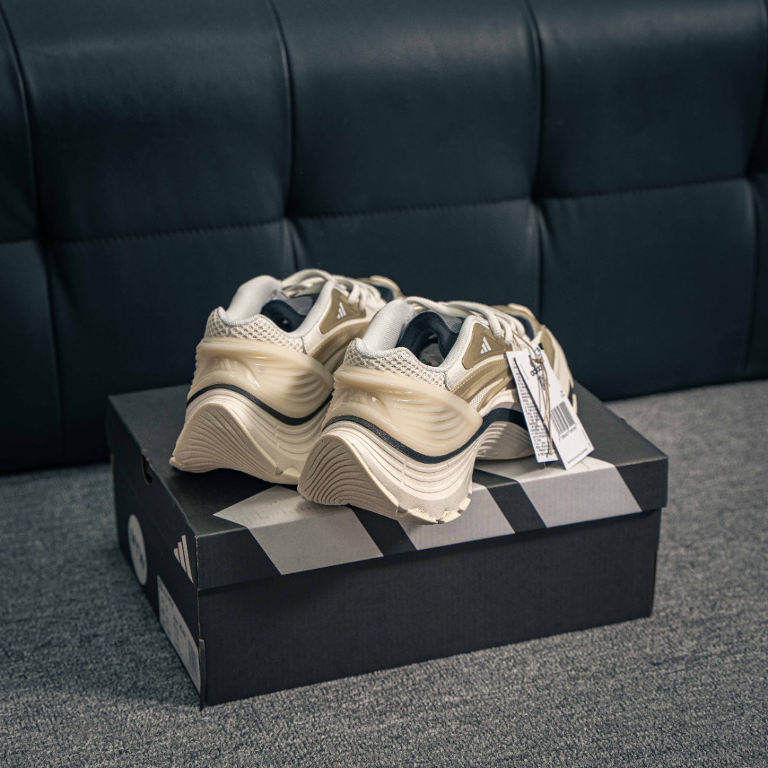 아디다스 XLG MTW 시리즈 상품 번호: JR6393