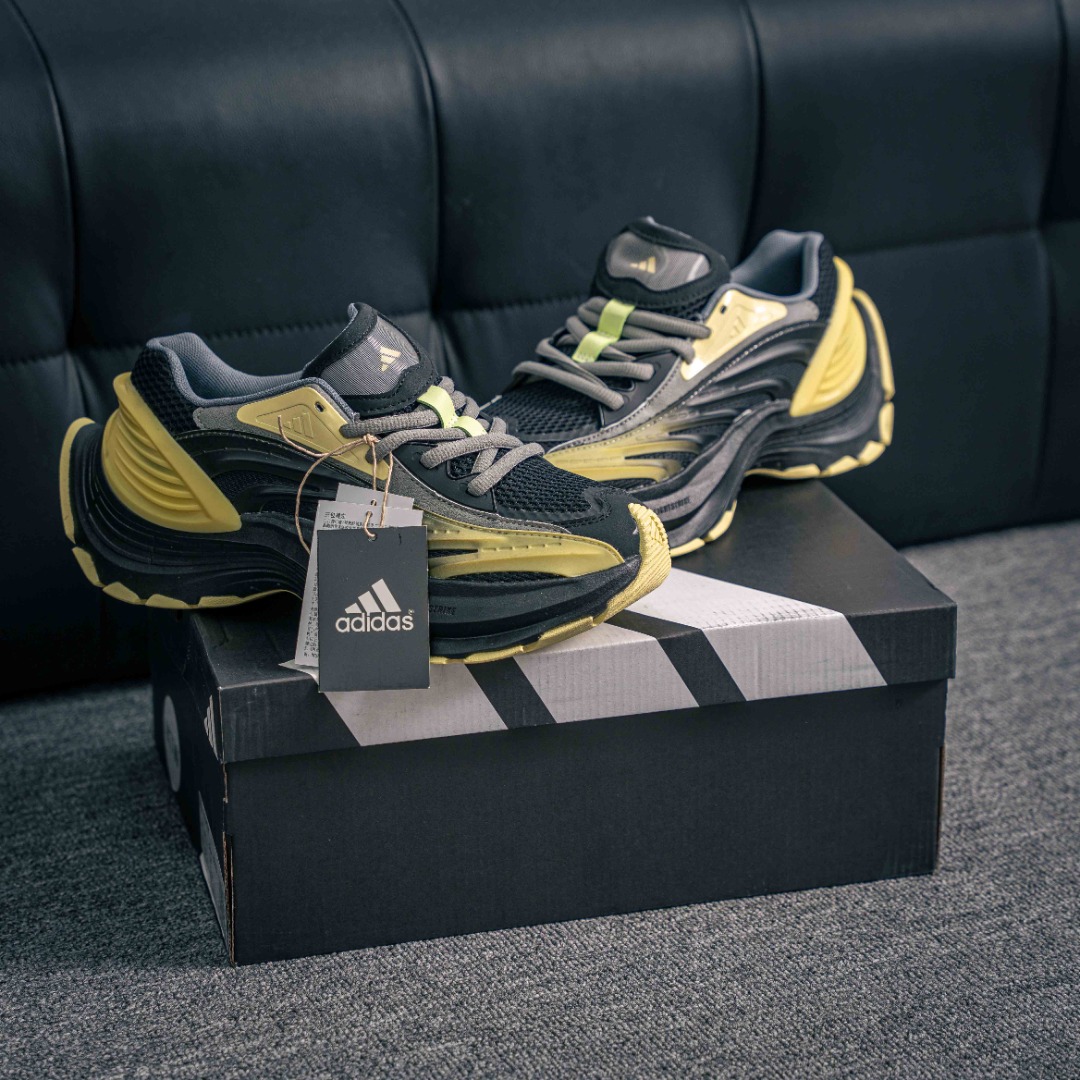 아디다스 XLG MTW 시리즈 상품 번호: JR6391