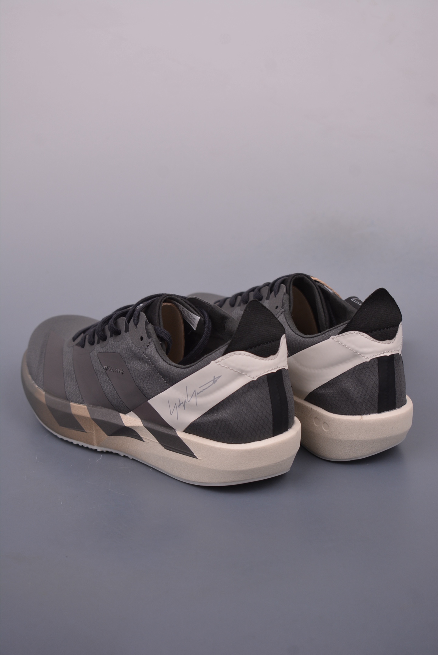 Y-3 아디다스 아디즈 상품 번호: JS3151