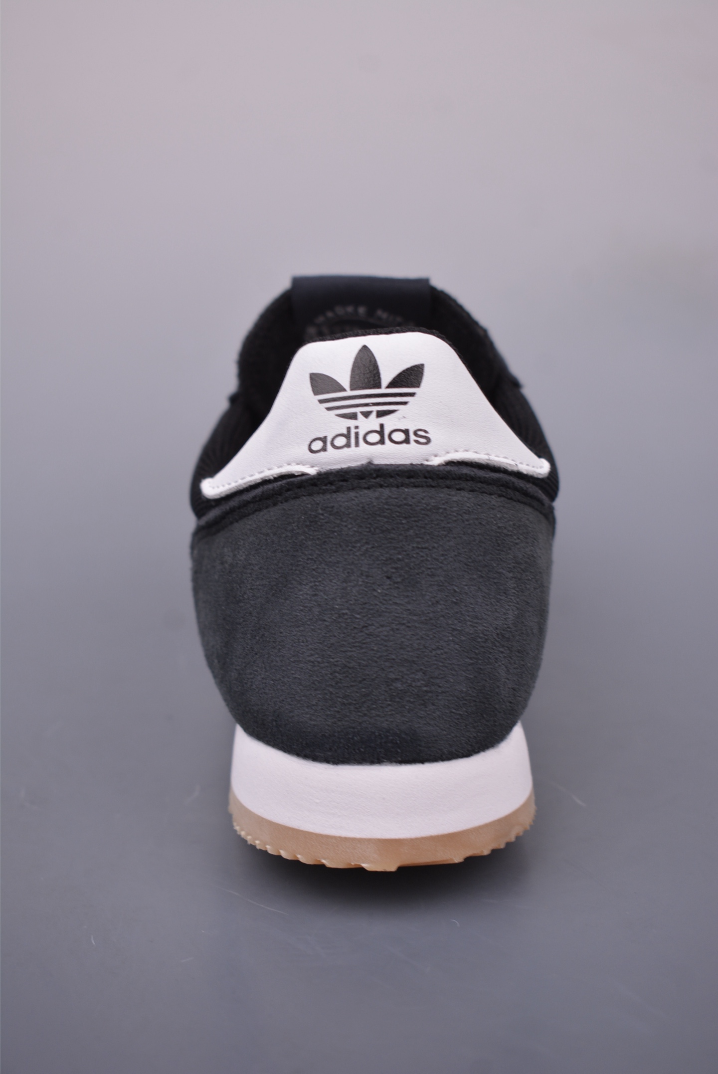 아디다스 오리지널 상품 번호: IH1324