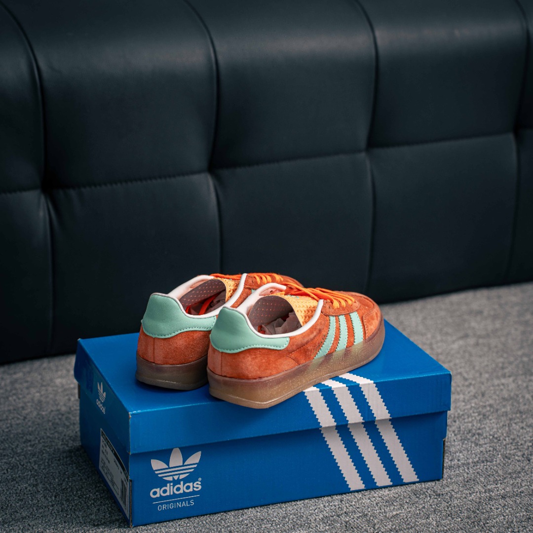 아디다스 오리지널 상품 번호: IH7499