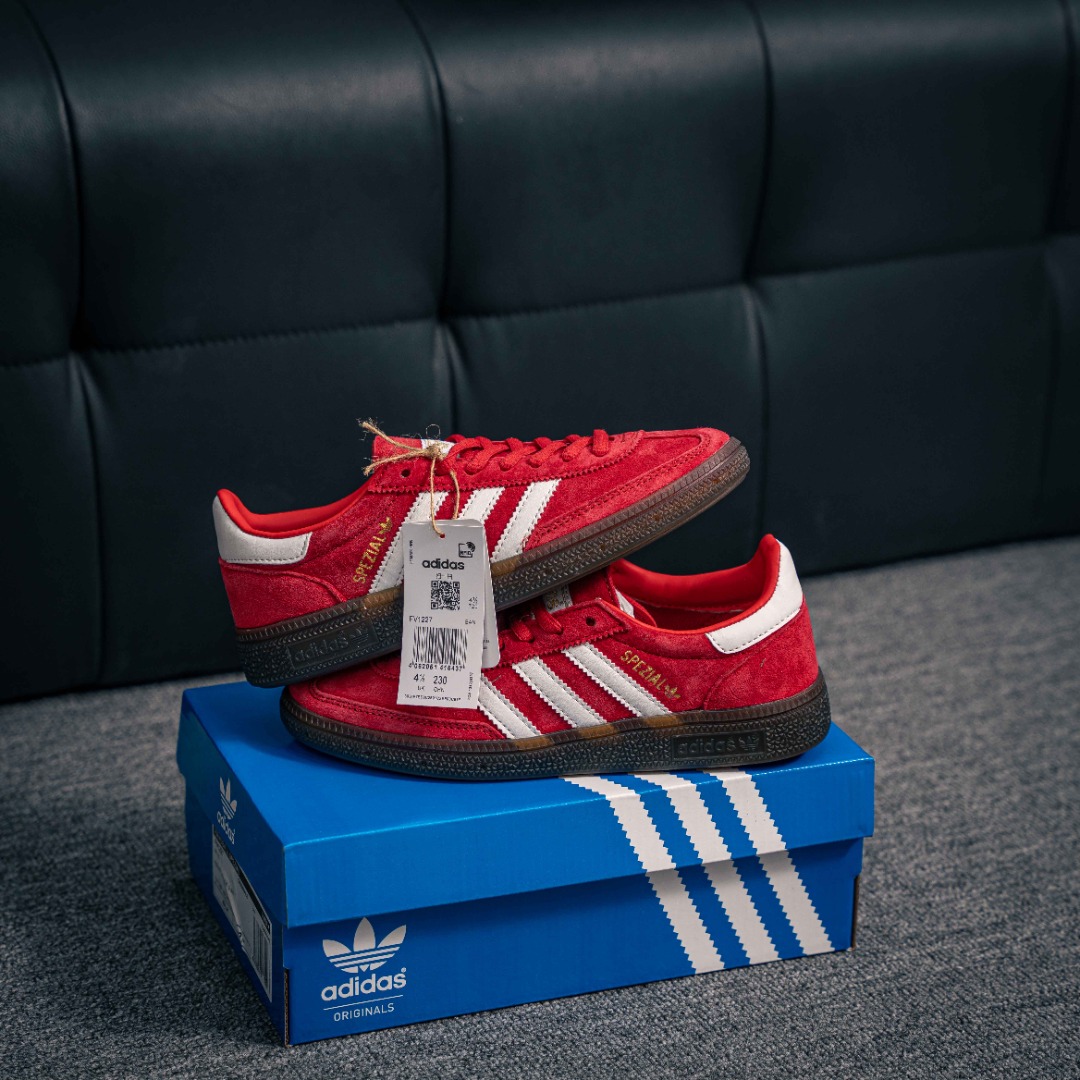 아디다스 아디다스 오리지널 상품 번호: FV1227