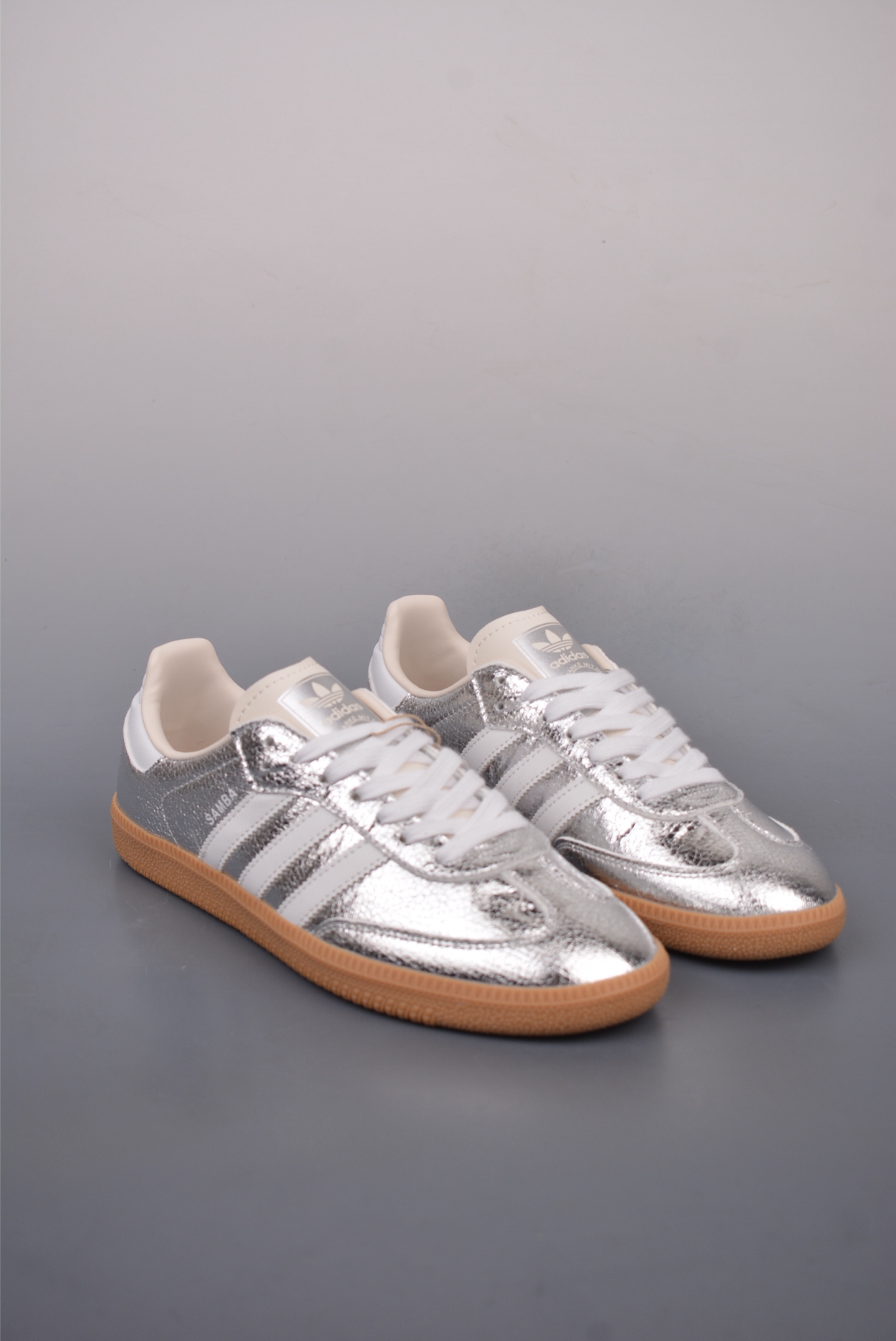 아디다스 삼바 OG 상품 번호: JR0035