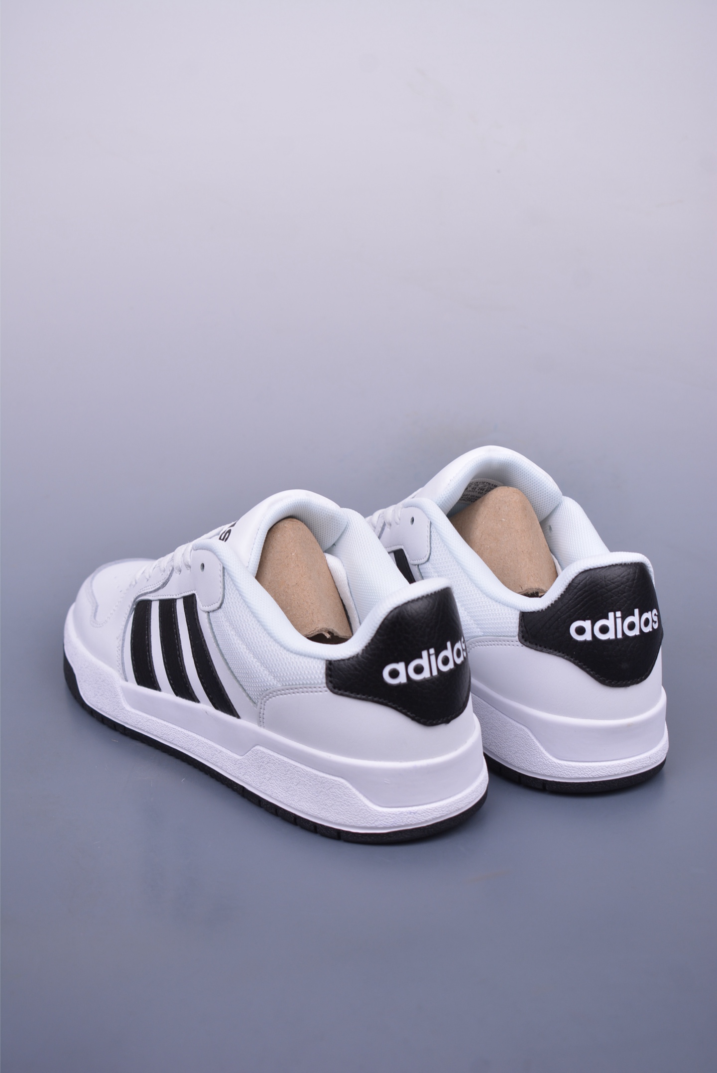 회사 레벨 아디다스 ENTR 상품 번호: GX5499