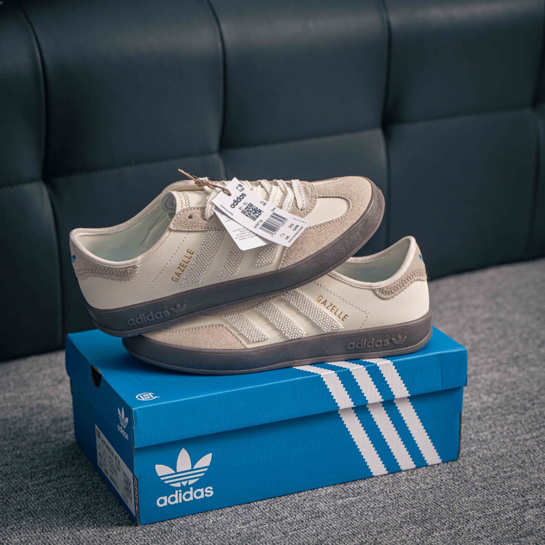 CLOT x 아디다스 상품 번호: IH3719