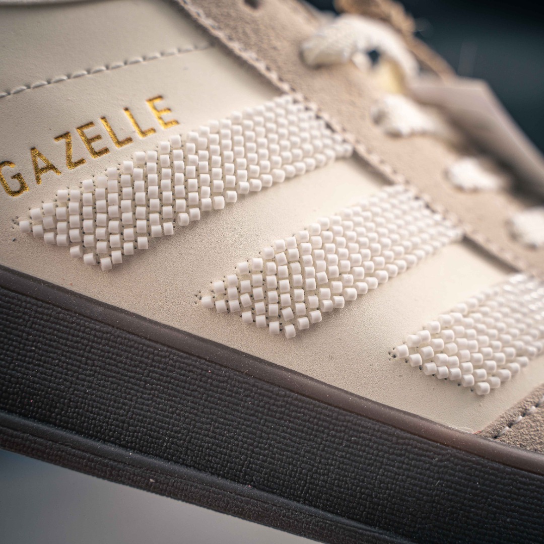 CLOT x 아디다스 상품 번호: IH3719