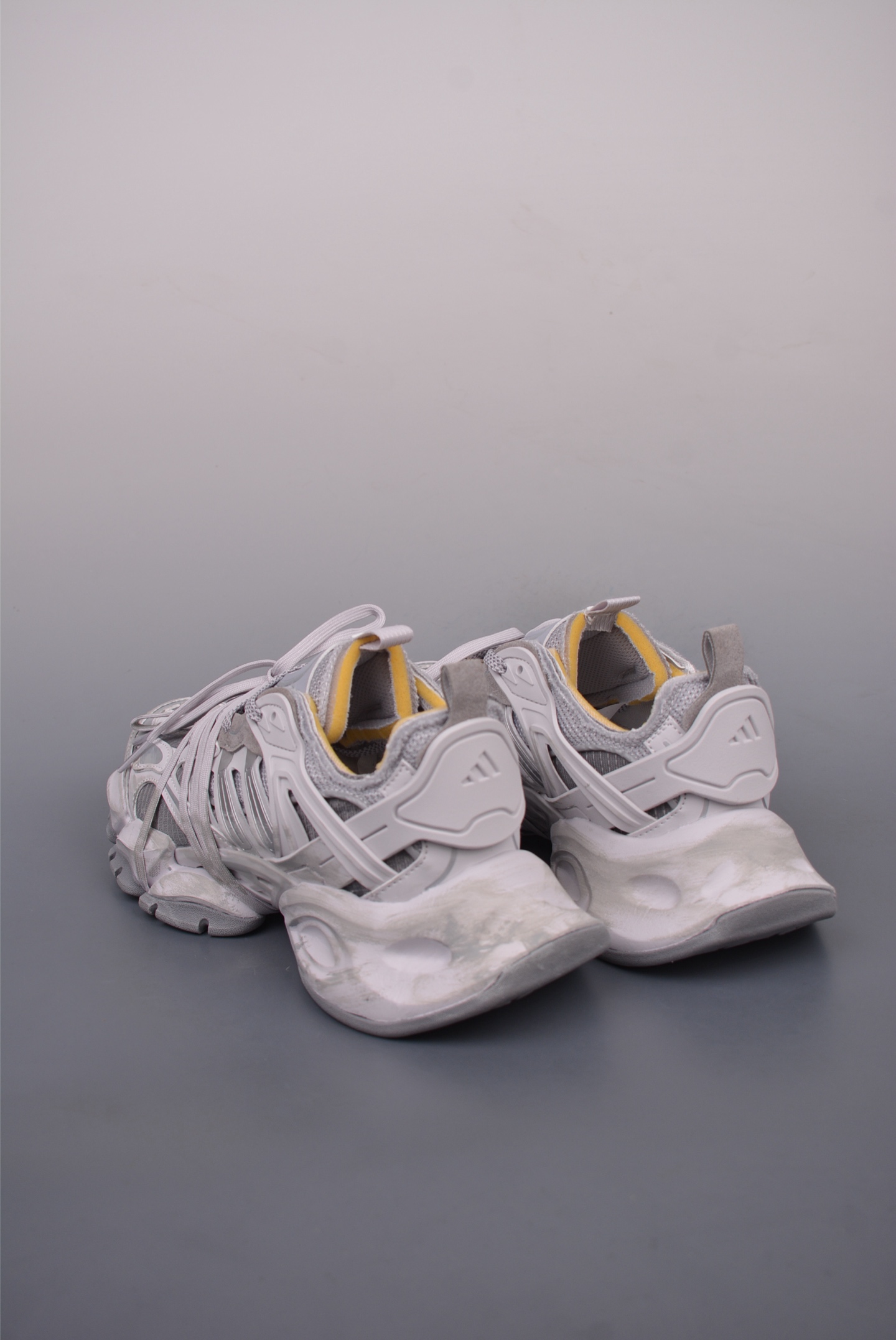 아디다스 벤토 XL 상품 번호: JR9633