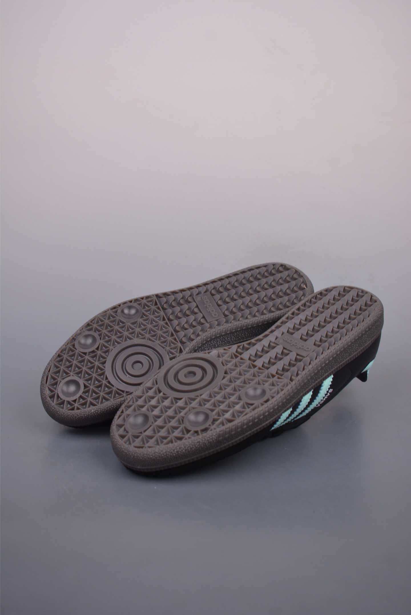 아디다스 삼바 OG 상품 번호: JR7109