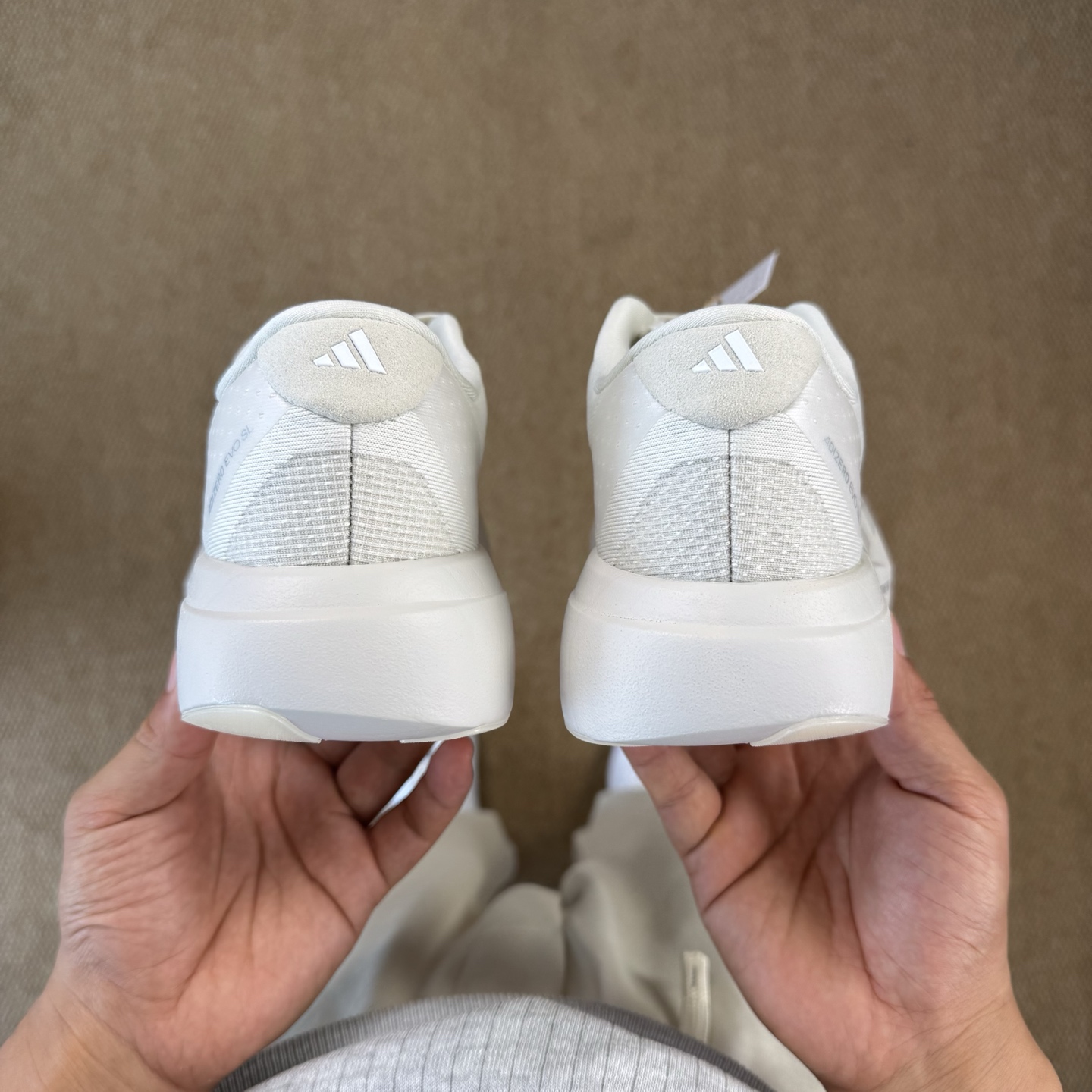 아디제로 에보 상품 번호: JR3419