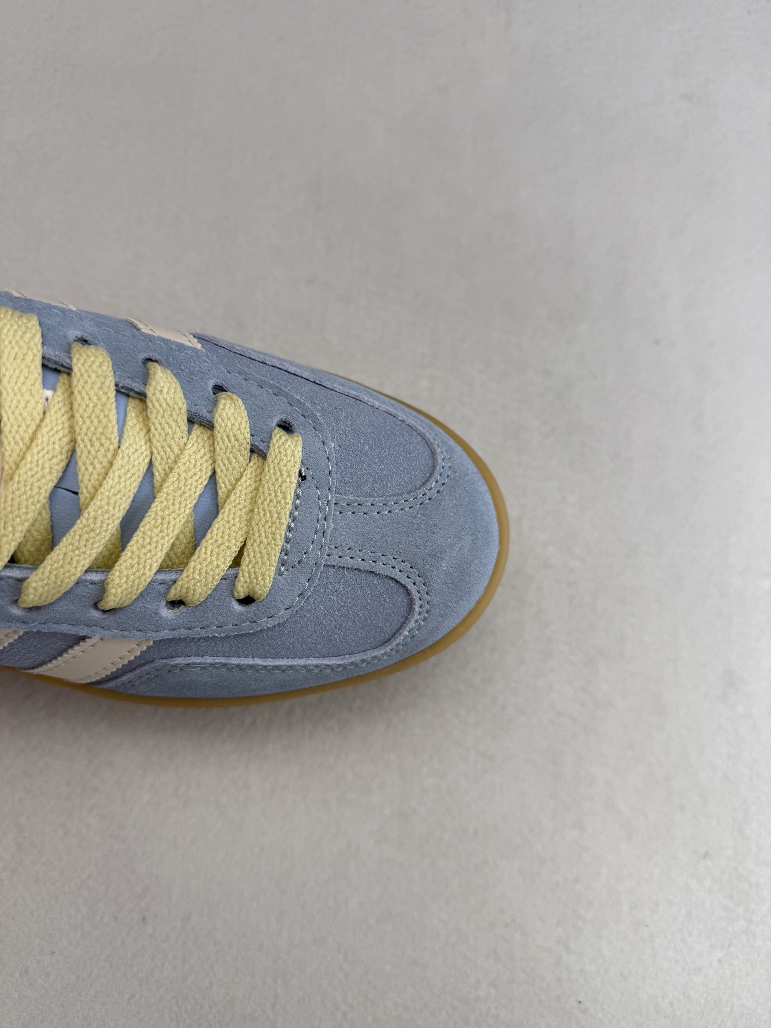 아디다스 오리지널 상품 번호: JR8029