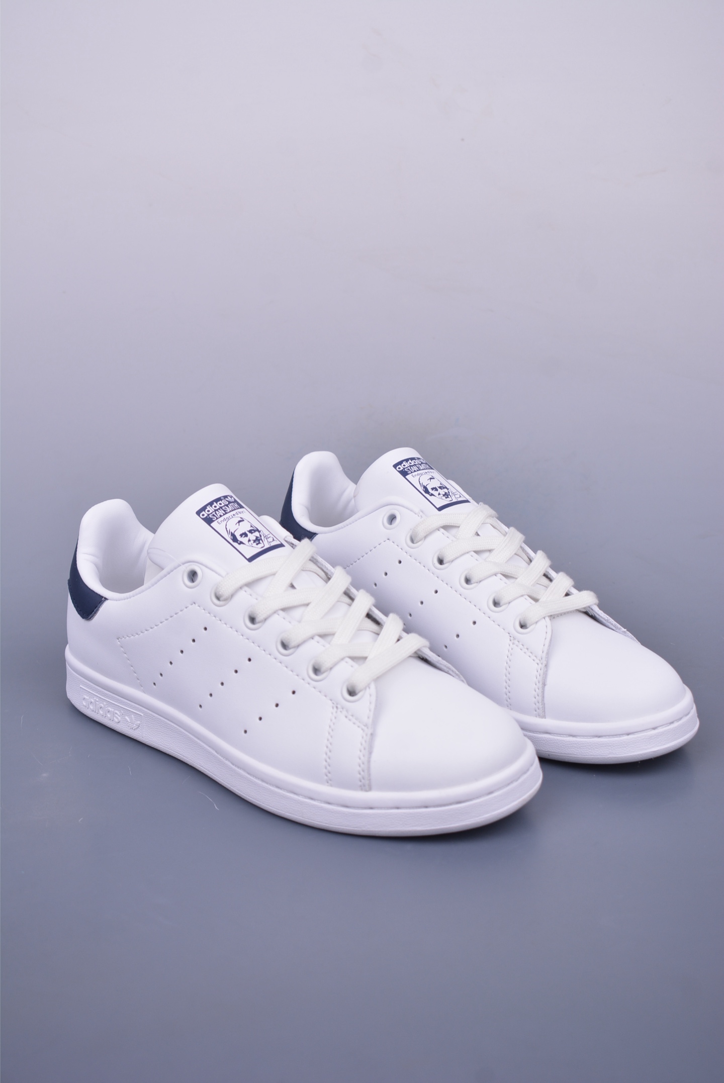 아디다스 스탠 스미 상품 번호: M20325