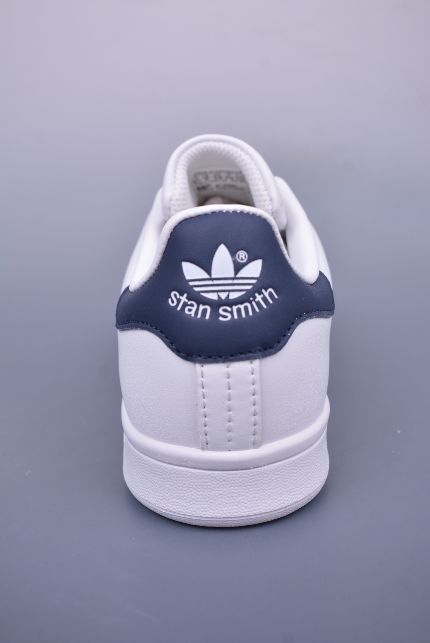 아디다스 스탠 스미 상품 번호: M20325