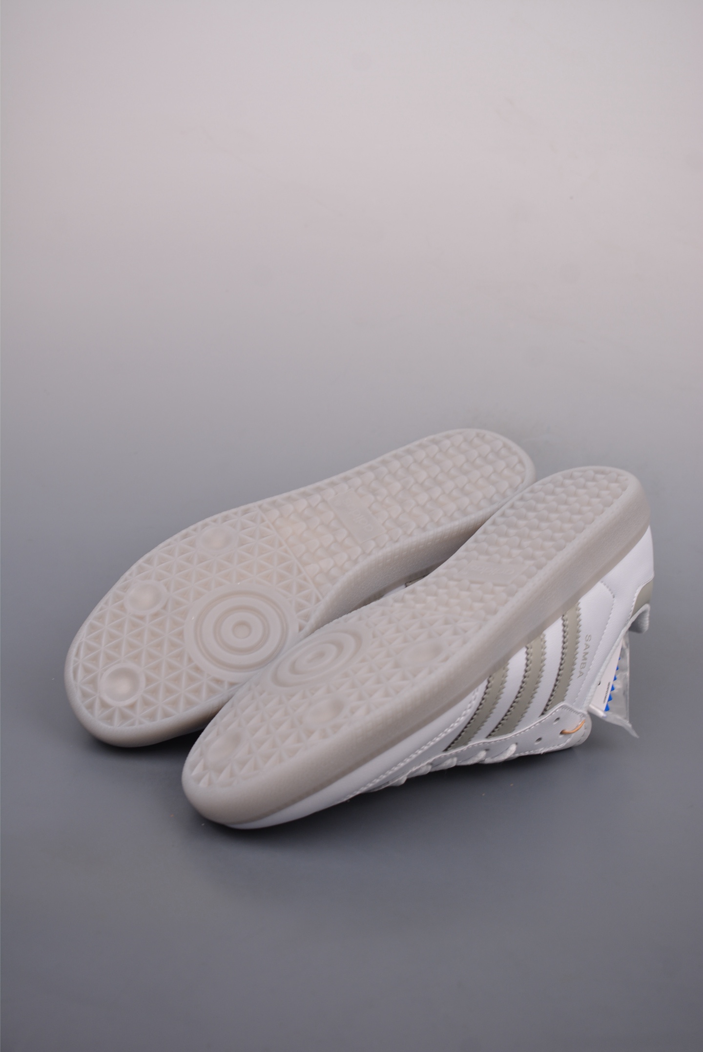 아디다스 삼바 OG 상품 번호: JI3206