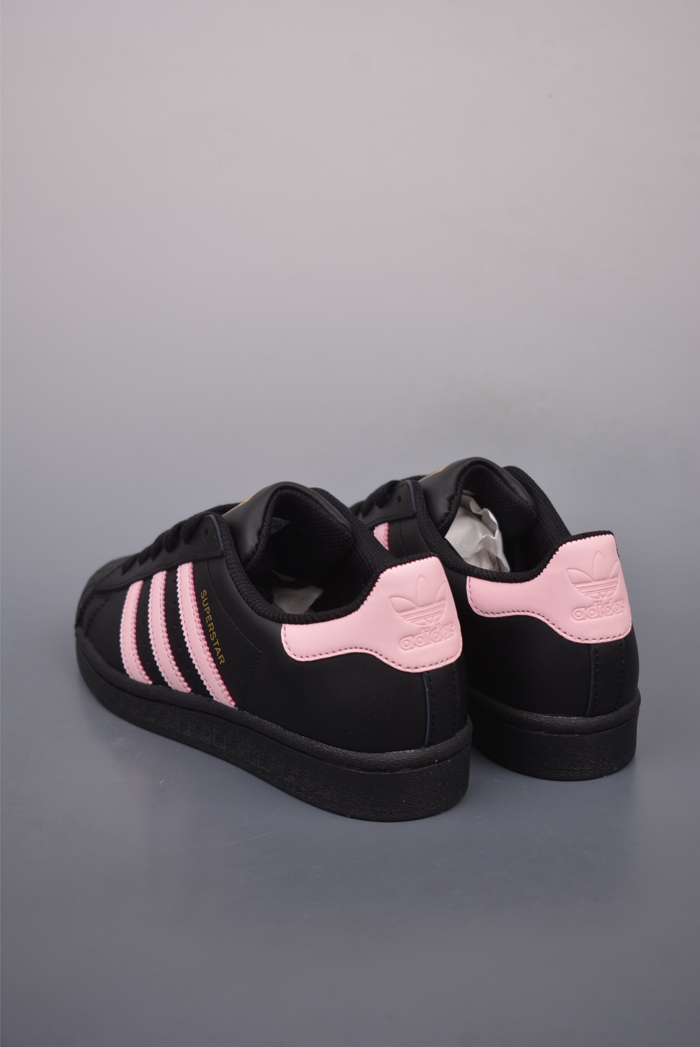 아디다스 오리지널 상품 번호: EG4959