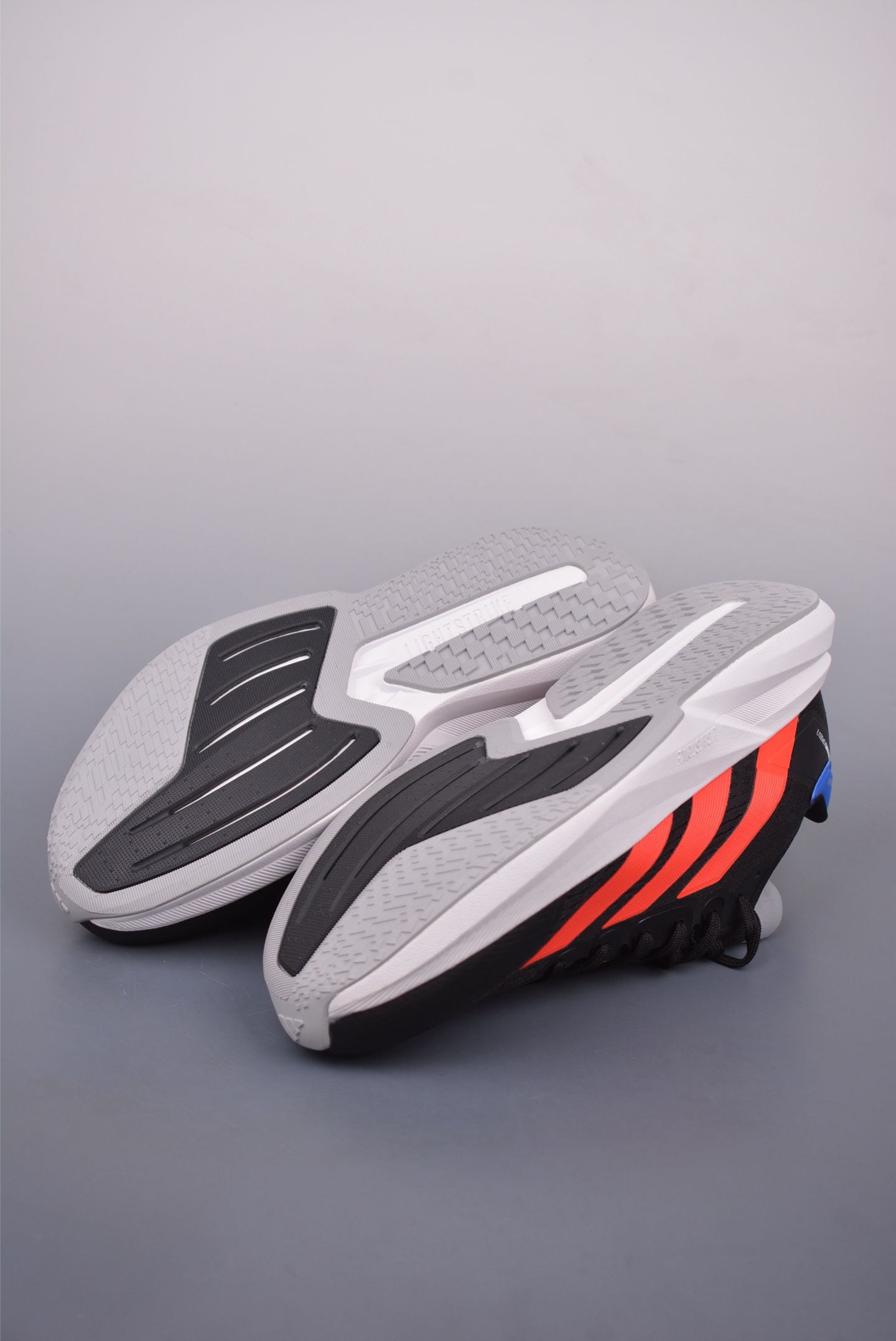 아디다스 듀라모 S 상품 번호: IH8205