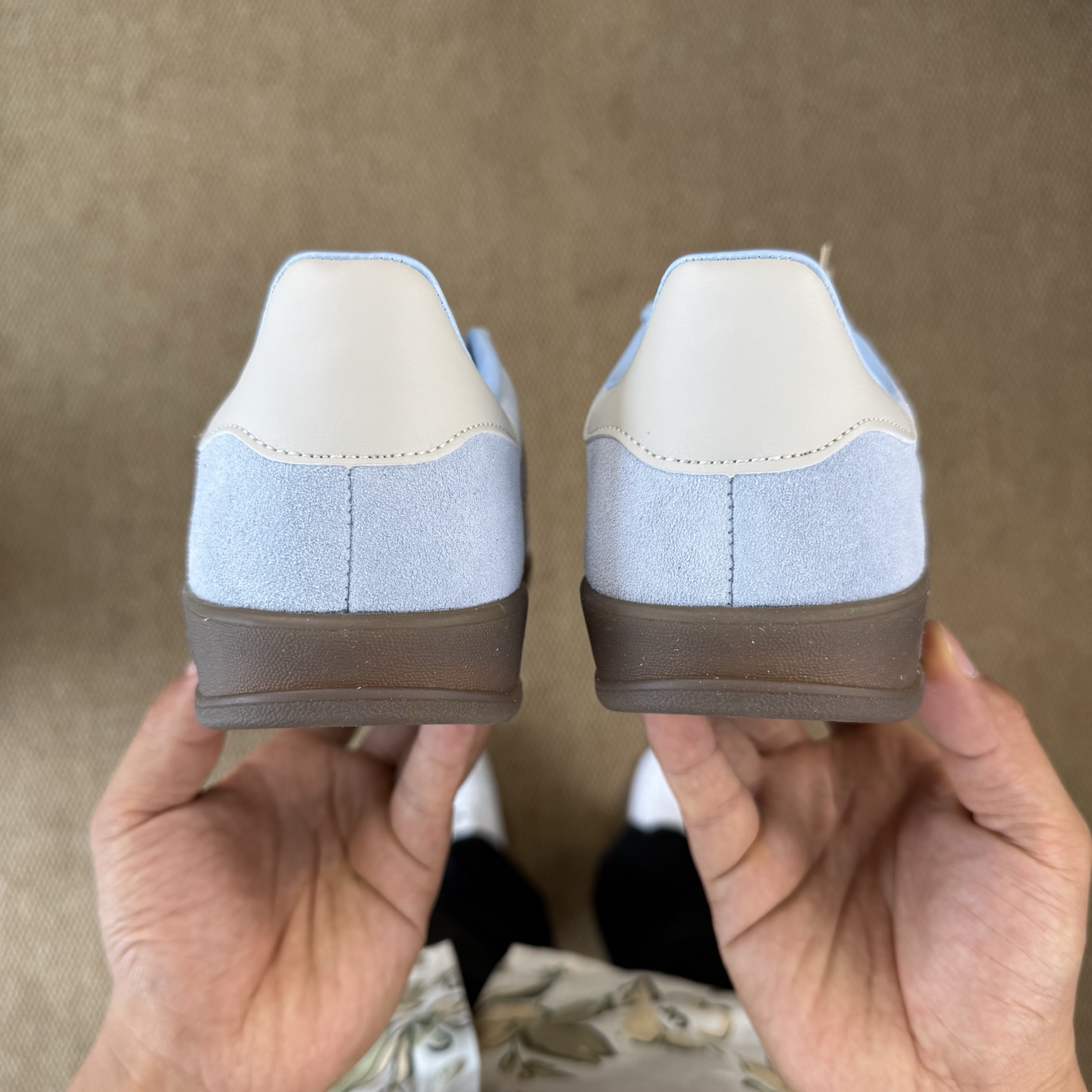 아디다스 상품 번호: JI2717