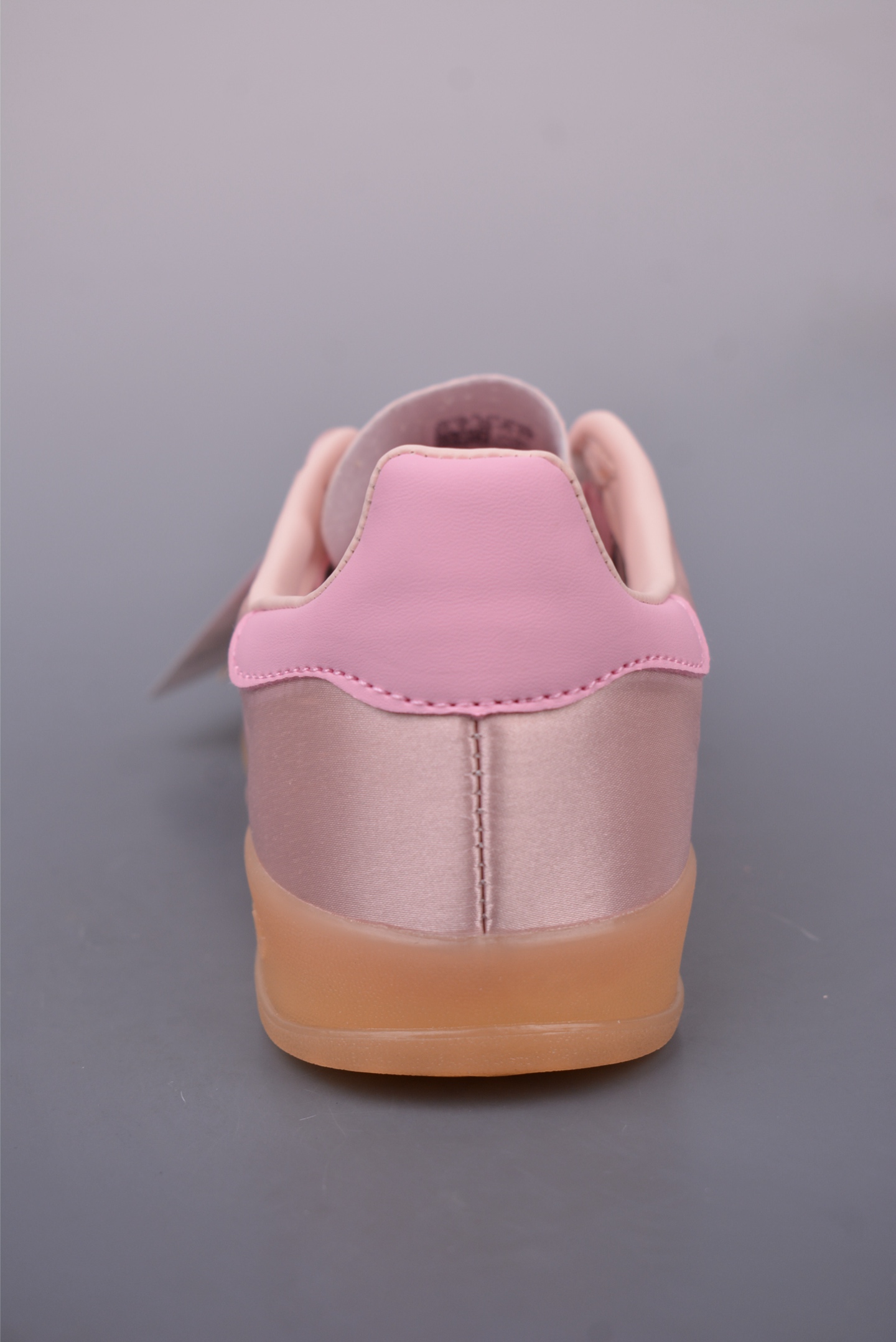 아디다스 오리지널 상품 번호: JI2709