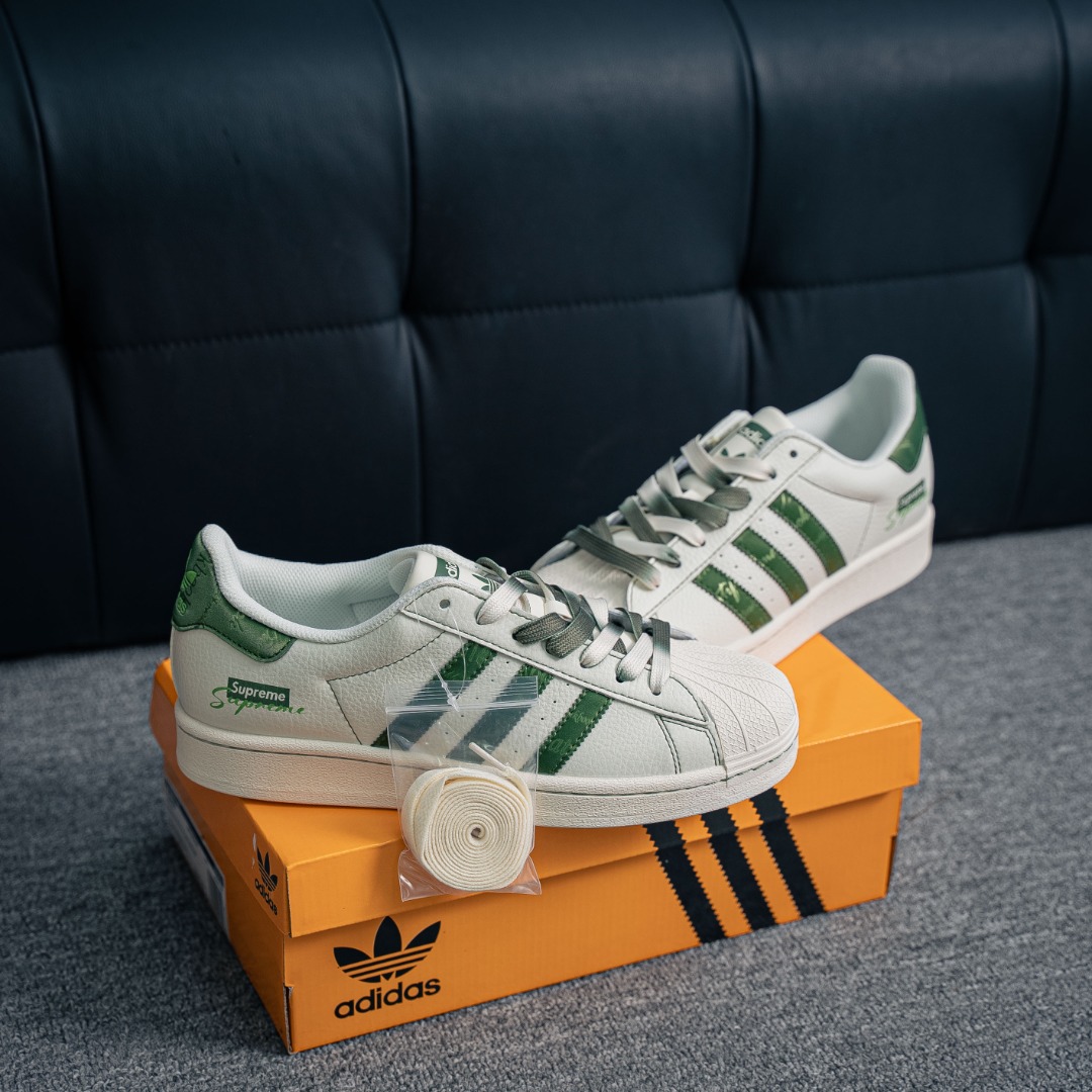 아디다스 아디다스 샴록 오 상품 번호: HS3068