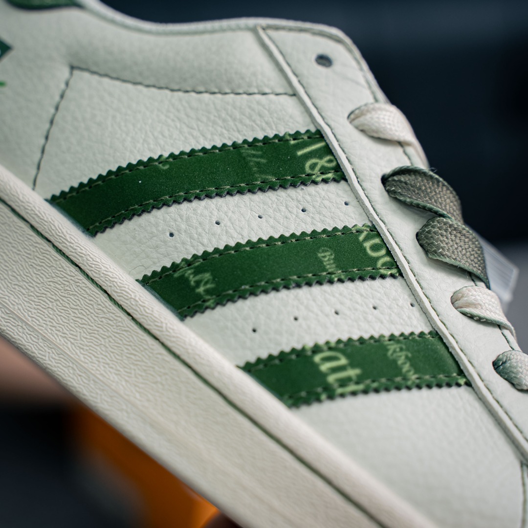 아디다스 아디다스 샴록 오 상품 번호: HS3068