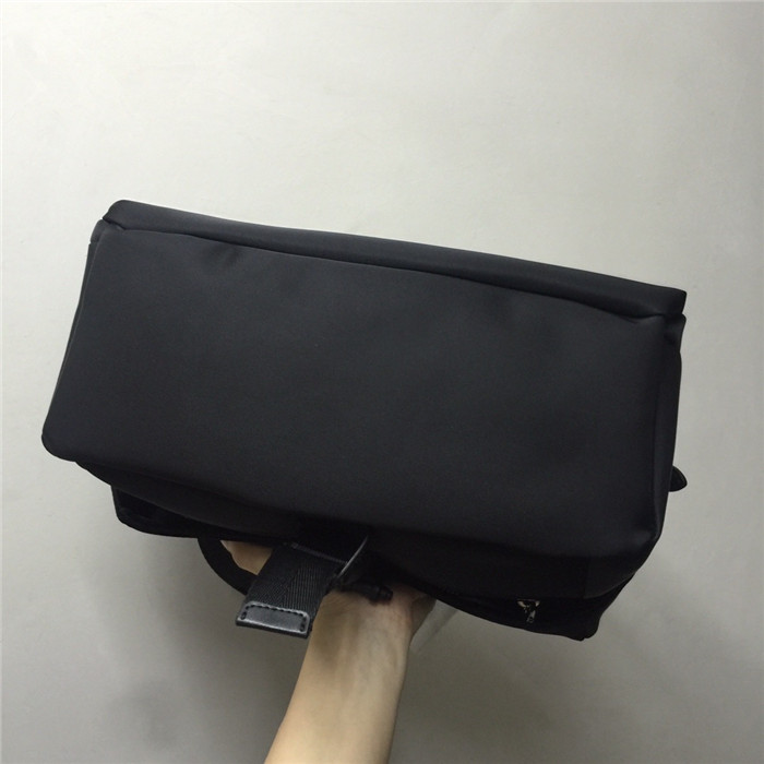 지방시 남성용 숄더백 G87092