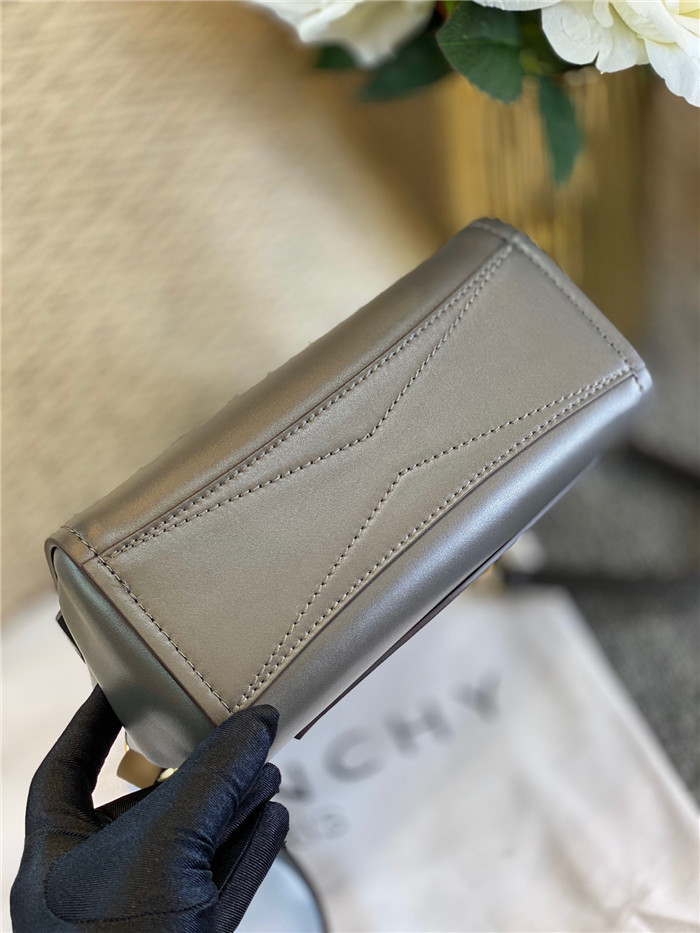 지방시 미스틱 미니 탑핸들백 G6221-2 2020/신상