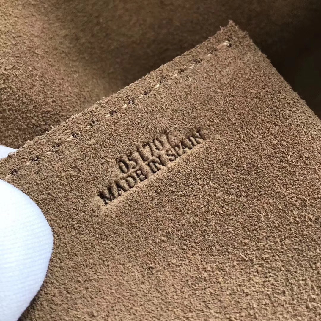 로에베 바르셀로나 토트백 L201369-2