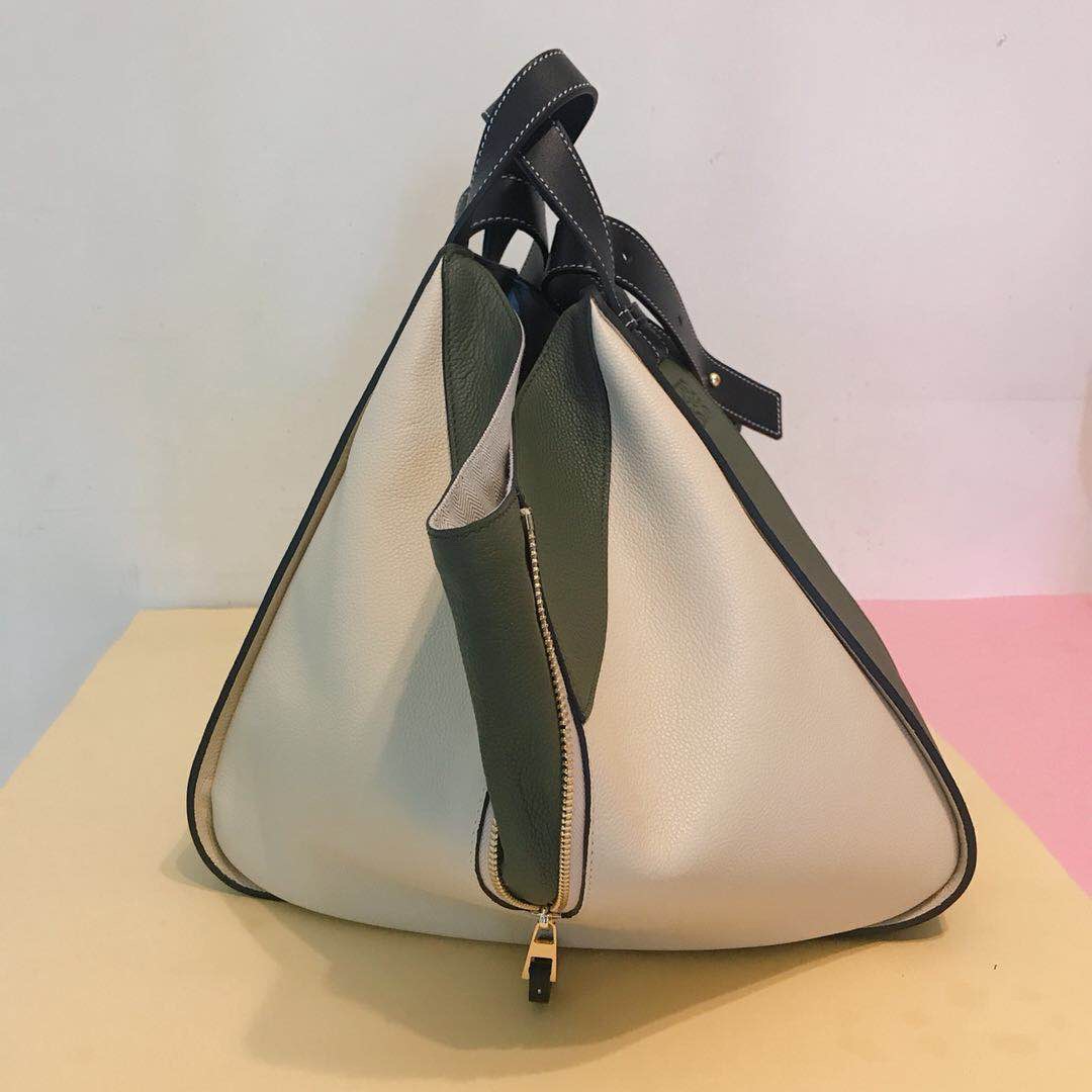 로에베 신상 해먹백 L108990-3