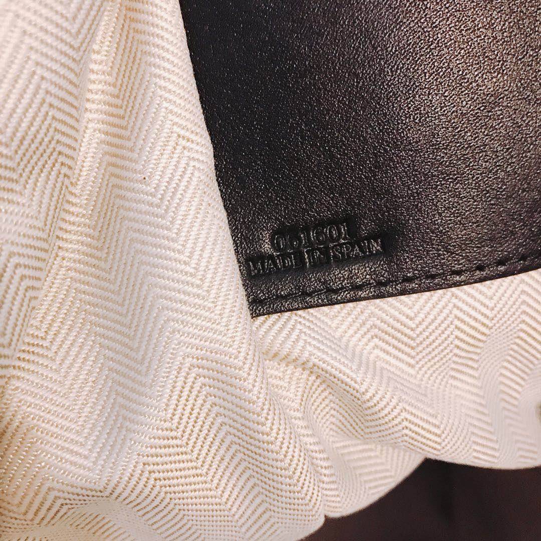 로에베 신상 해먹백 L108990-3