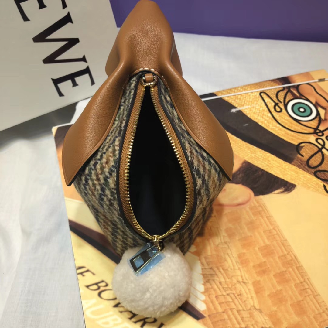 로에베 BUNNY TWEED BAG L87413
