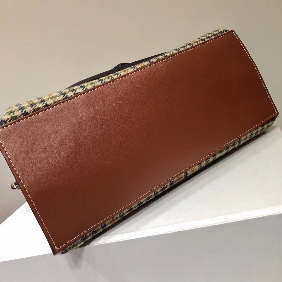 로에베 게이트 탑 핸드백 L108090-3