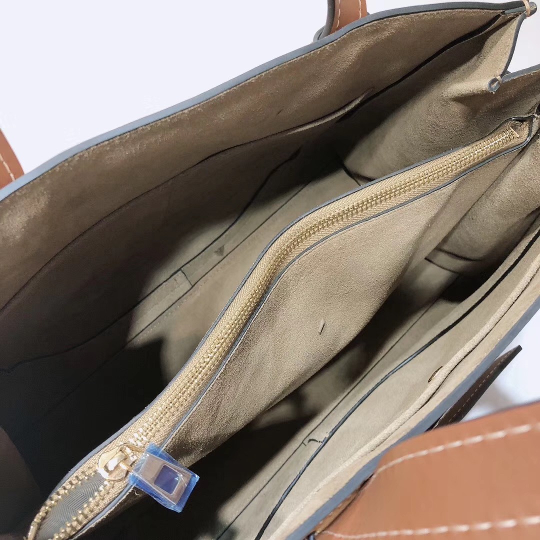 로에베 게이트 탑 핸드백 L108090-4