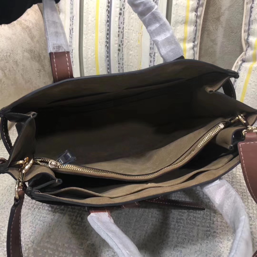 로에베 게이트 탑 핸드백 L108090-2