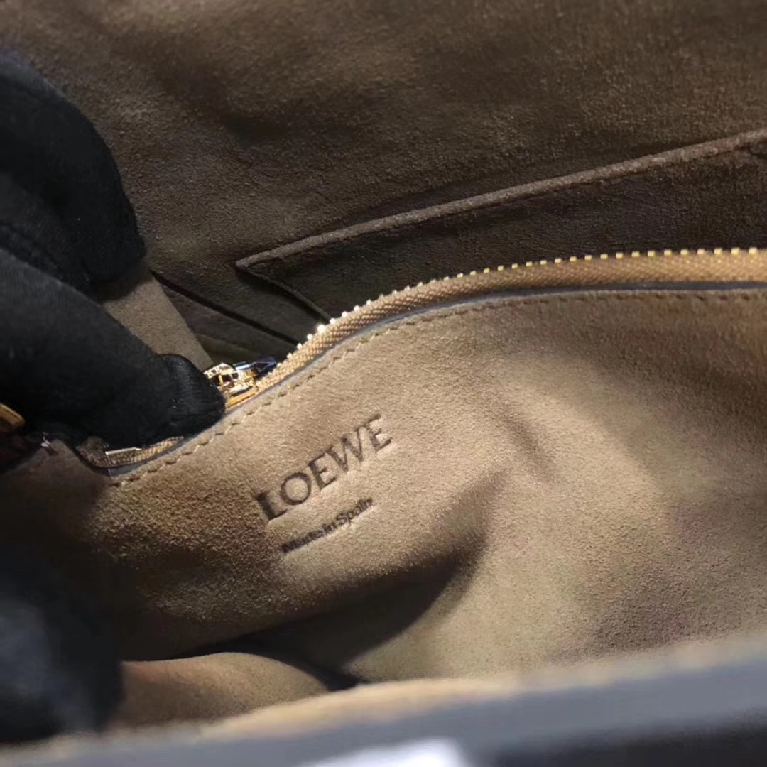 로에베 게이트 탑 핸드백 L108090-2