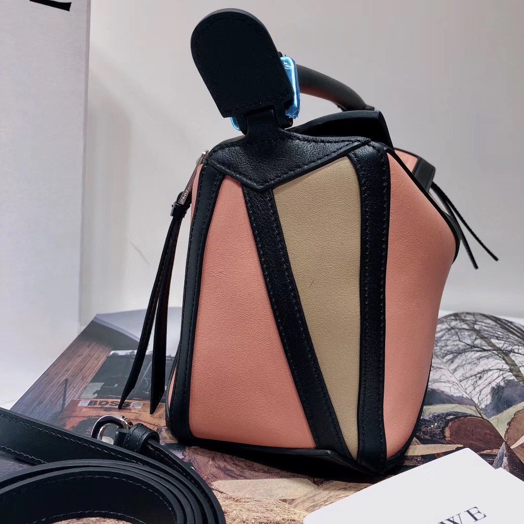  LOEWE 로에베 게이트 탑 핸드백 L108002-2