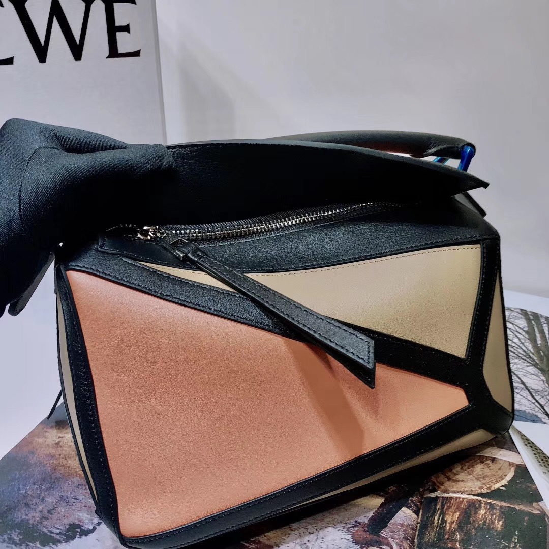  LOEWE 로에베 게이트 탑 핸드백 L108002-2