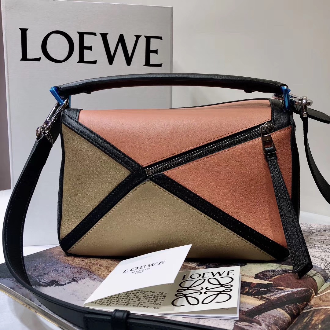  LOEWE 로에베 게이트 탑 핸드백 L108002-2