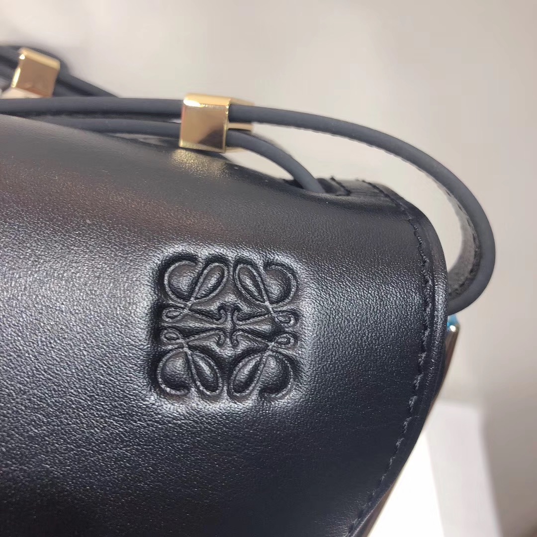 로에베 GATE FRAME SMALL BAG 20CM L108013-5