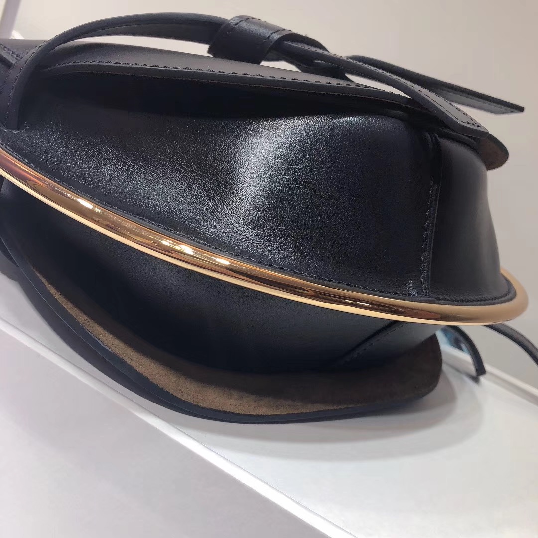 로에베 GATE FRAME SMALL BAG 20CM L108013-5