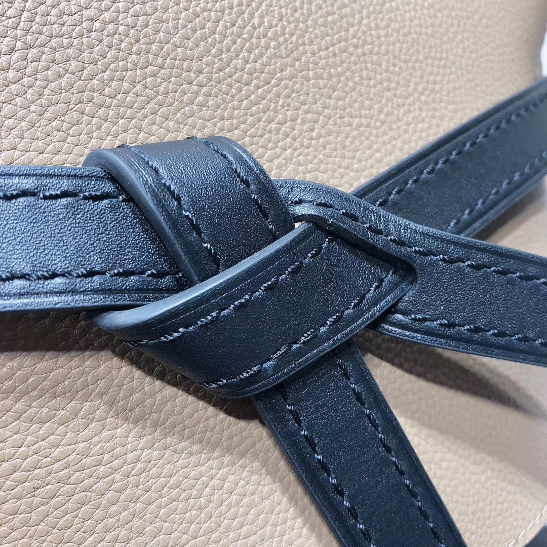 로에베 GATE FRAME SMALL BAG 20CM L108013-2