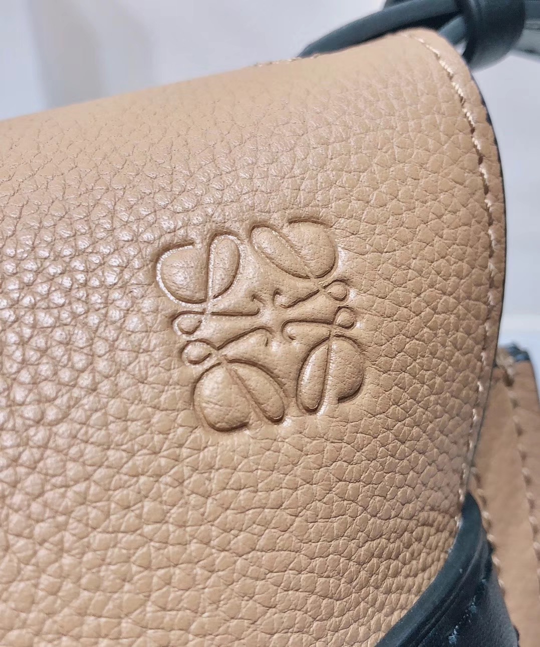 로에베 GATE FRAME SMALL BAG 20CM L108013-2