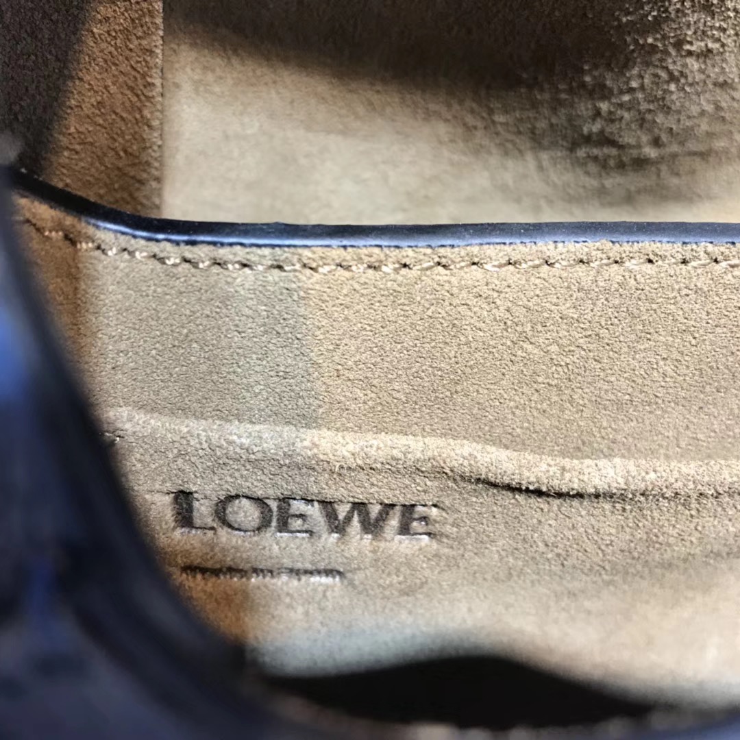 로에베 GATE FRAME SMALL BAG 20CM L108013-1